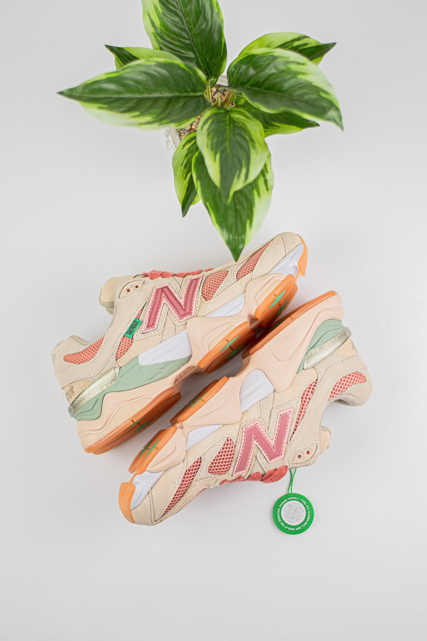 NEW BALANCE 9060