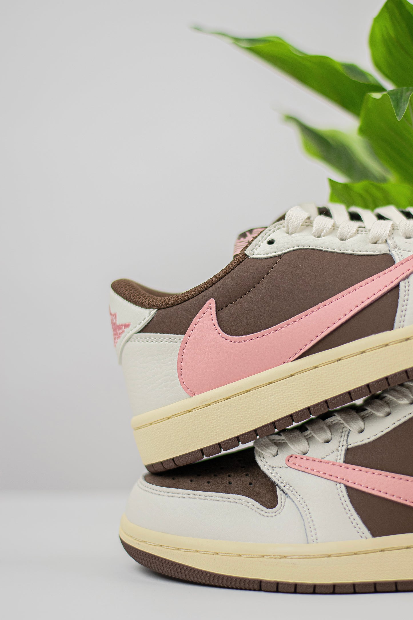 Jordan 1 low dark pony