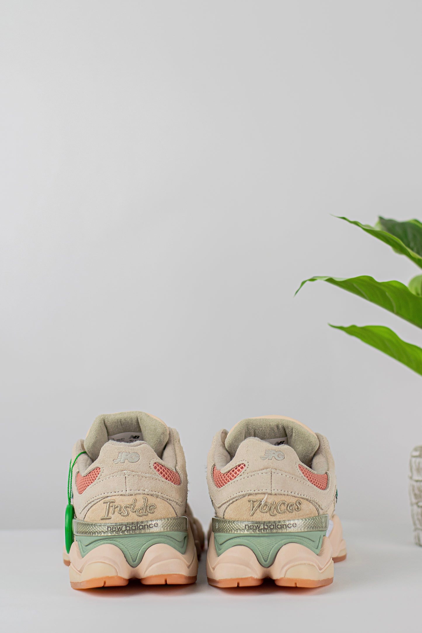 NEW BALANCE 9060