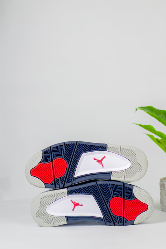 Jordan 4 midnight nevy